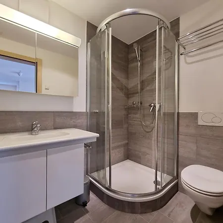 Apartament Serac 1. Stock *